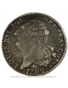 Portrait de Louis XVI tourné vers la gauche, avec légende lisible et relief bien conservé, caractéristique d’un état TTB.